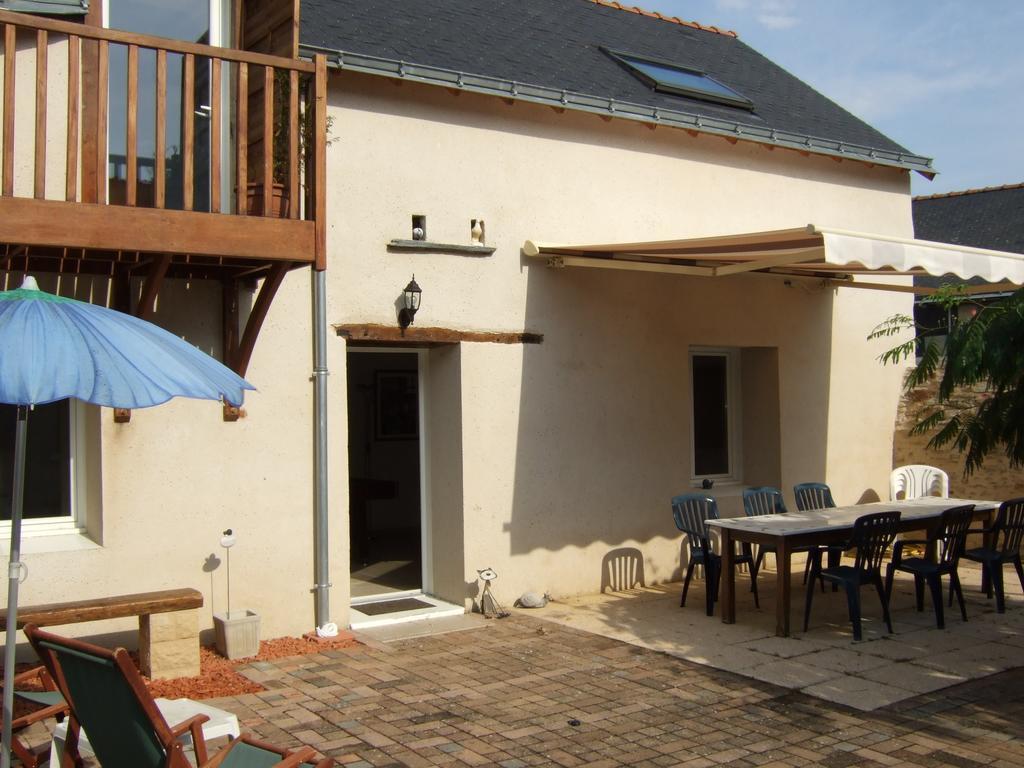 Les Escargots Bed & Breakfast Vauchrétien Екстериор снимка