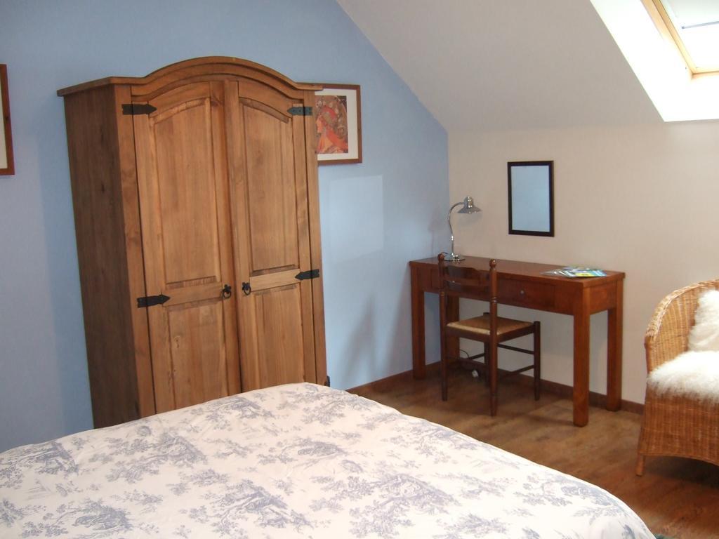Les Escargots Bed & Breakfast Vauchrétien Стая снимка